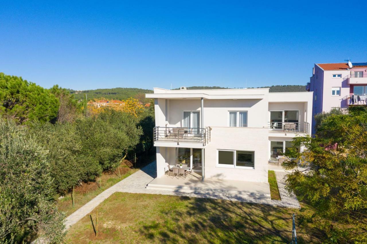 Villa Amfora - First Row By The Sea Bibinje Exterior foto
